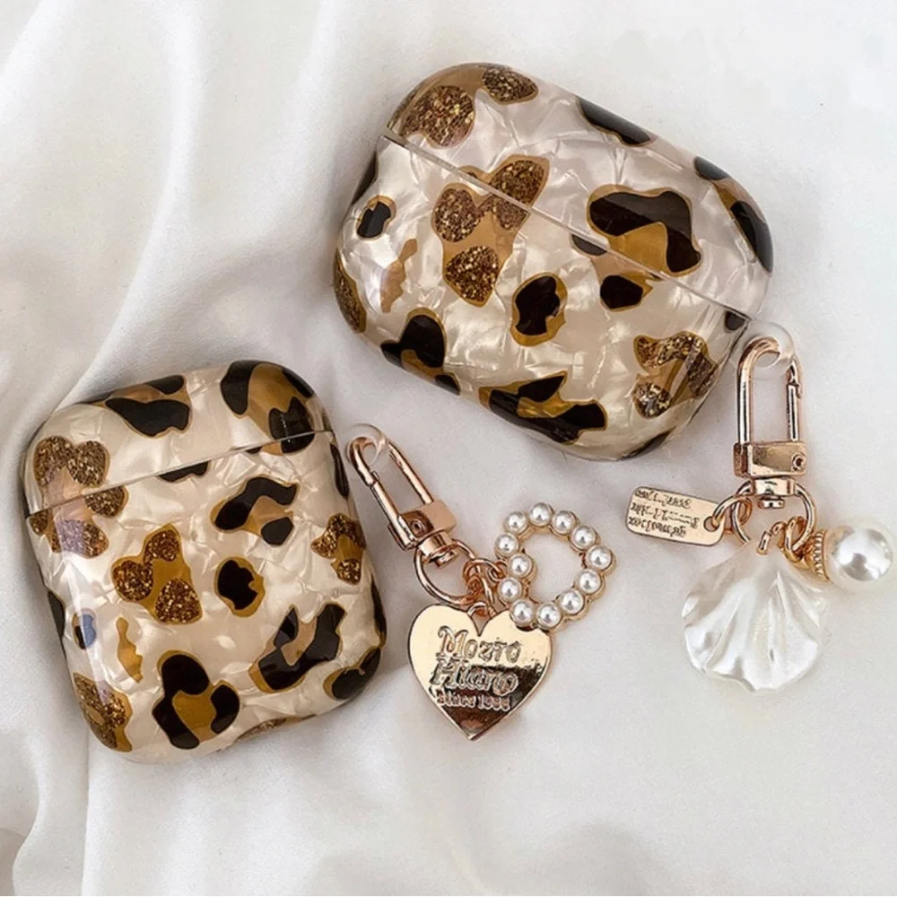 Leopard‎ AirPod Case, Cute AirPod with keychain Compatible for AirPods 1/2 & Pro